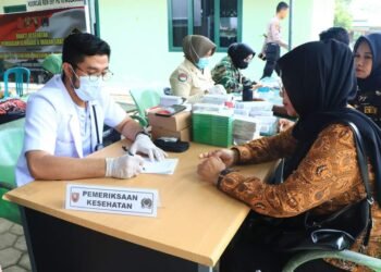 Sambut HUT TNI ke-79 Kodim Bontang Gelar Pemeriksaan Kesehatan Gratis