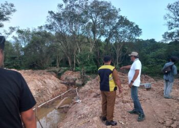 Basri Rase Lakukan Sidak Proyek Drainase di Jalan Cipto Mangunkusumo