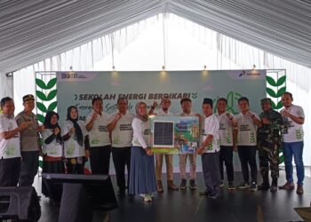 Pertamina meluncurkan program Sekolah Energi Berdikari di SMP 5 Bontang (Foto Ayb)
