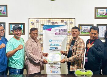 Perkuat Ekosistem Media, SMSI Bontang Berikan Sertifikat Keanggotaan (Foto Ist)