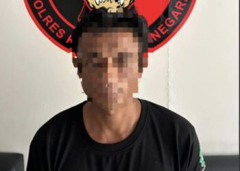 Polres Kutai Kartanegara Tangkap Pelaku Perjudian Online (Foto Put)