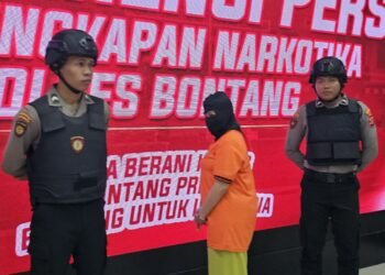 Polres Bontang Tangkap Ibu Rumah Tangga Pengedar Narkoba (Ayb)
