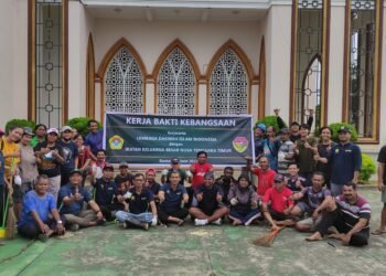 IKB NTT dan LDII Gelar Kerja Bakti Kebangsaan di Masjid Baitul Mustofa (Ayb)