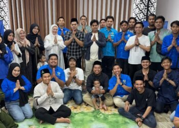 Foto bersama pengurus KNPI bersama Wakil Ketua DPRD Bontang (Ist)