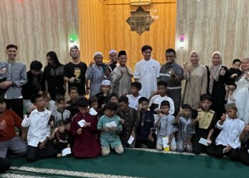 FJB Berbagi Kebahagiaan dengan Anak Yatim di Panti Asuhan Darul Aitam (Ist)
