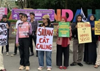 Koalisi Masyarakat Sipil Setara menggelar aksi damai dalam rangka memperingati Hari Perempuan Internasional (IWD) di Taman Samarendah, Kota Samarinda, Sabtu 8 Maret 2025. (Ist)