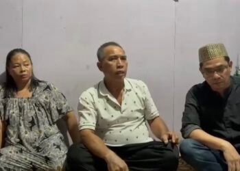 Konfirensi pers orang tua korban di dampingi kuasa hukum (Ist)