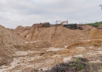 Banjir di Kelurahan Kanaan diduga tambang galian C. Ayb)