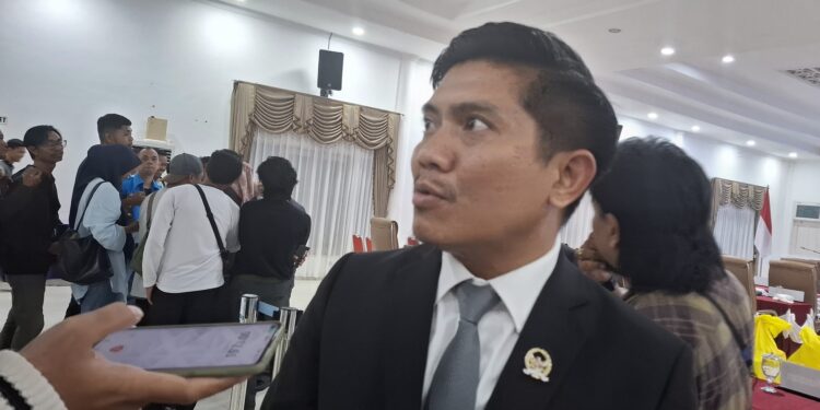 Ketua DPRD Bontang Andi Faiz Sofyan Hasdam