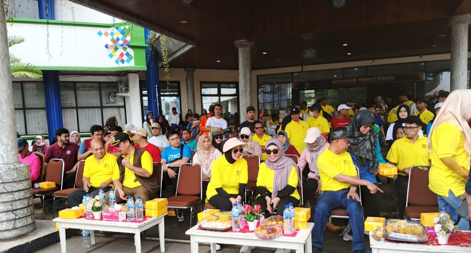 Wali Kota Bontang Neni Moerniaeni, Hadiri Peringati May Day