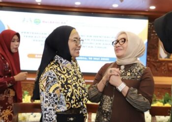 Wali Kota Bontang, Neni Moerniaeni, bertemu langsung dengan Menteri Pemberdayaan Perempuan dan Perlindungan Anak Republik Indonesia (PPPA), Arifatul Choiri Fauzi,