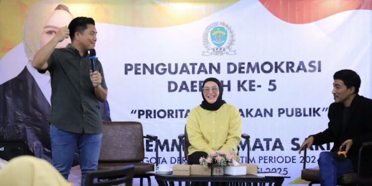 Ketua DPRD Bontang Andi Faizal Sofyan jadi narum bersosialisasi penguatan Demokrasi Daerah Anggota DPRD Kaltim, Shemmy Permata Sari