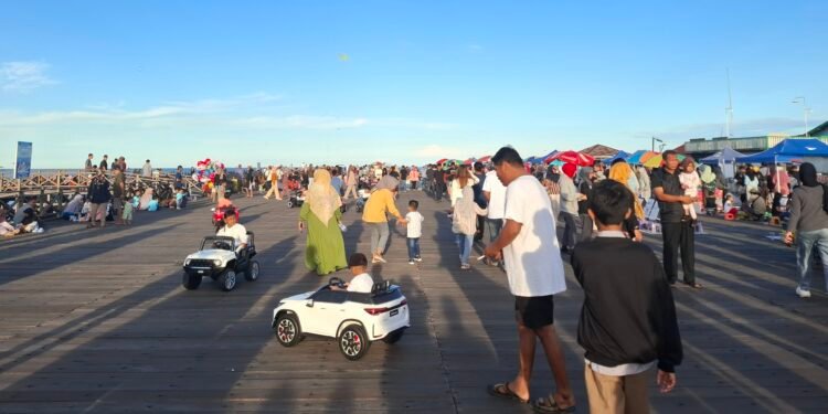 Ramainya Pelataran BK, Bukti Cinta Warga pada Wisata Lokal