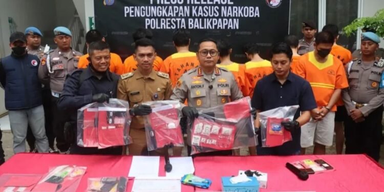 Satresnarkoba Polresta Balikpapan Gerebek Apartemen, Tangkap Residivis Pengedar Sabu