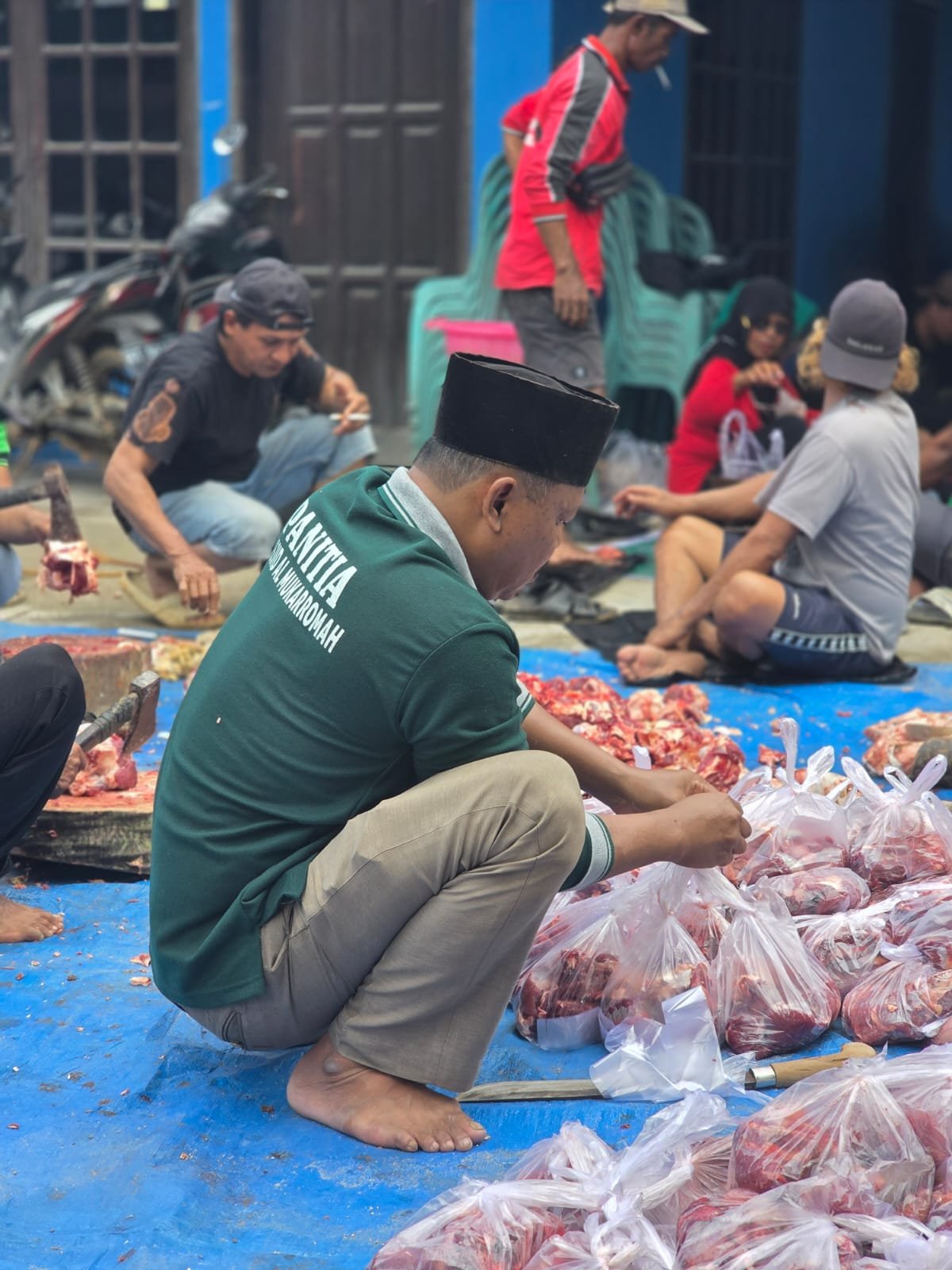 PKB Bontang Tunjukkan Kepedulian Sosial, Korbankan Dua Sapi dan Satu Kambing