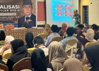Ketua Komite I DPD RI, Andi Sofyan Hasdam, menggelar sosialisasi Empat Pilar MPR RI di Hotel Raodah, Kota Bontang,