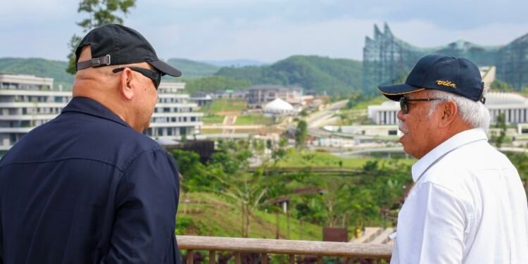 Direktur Global World Bank untuk Water Global Practice, Saroj Kumar Jha, mengunjungi Ibu Kota Nusantara (IKN) didampingi Kepala Otorita IKN, Basuki Hadimuljono.