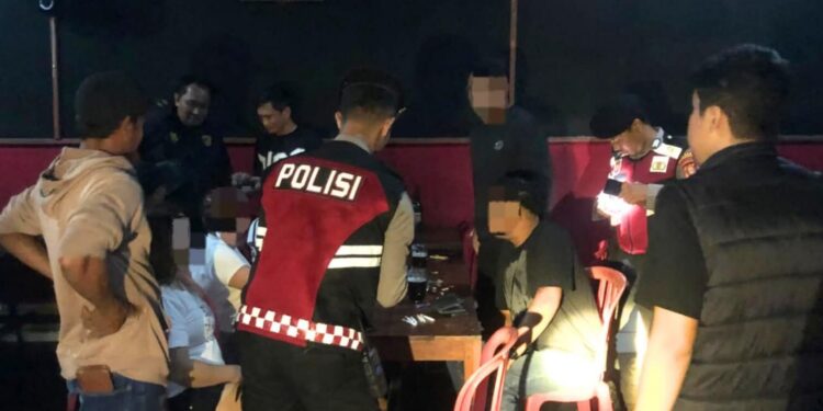 Tim aparat gabungan melakukan razia besar-besaran di kawasan IKN.