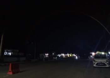 Kondisi Tugu Selamat Datang Bontang Terpantau Gelap