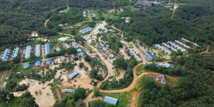 Potret dari udara kondisi banjir di Sandaran Kutim