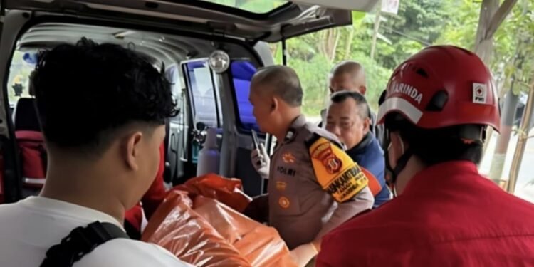 Polisi tangani penemuan mayat pria di Samarinda. (Dok: Humas Polsek Sungai Pinang).