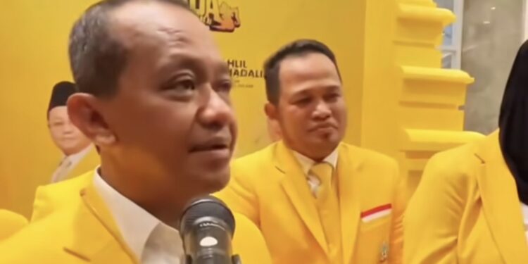 Ketua Umum, Partai Golkar Bahlil Lahadalia, saat diwawancarai wartawan usai Musda