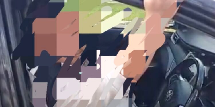 Viral! Tak Tahan atau Sengaja? Pria Buang Hajat di Parkiran Bandara Balikpapan