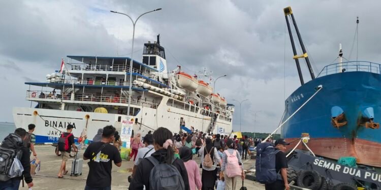 Jadwal Kapal KM Binaiya dan KM Egon di Pelabuhan Loktuan Bontang