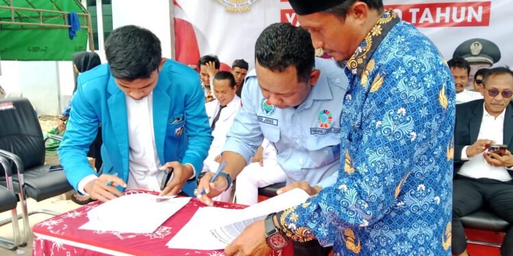 Tuntutan Aliansi Masyarakat Teluk Pandan Diterima Manajemen PT. Indominco Mandiri dan Disaksikan Forkopimcam Teluk Pandan