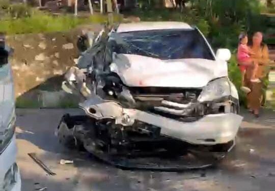 Kecelakaan lalu lintas terjadi pada Senin pagi (25/8/25) di Km 9 Jalan Poros Bontang-Samarinda.