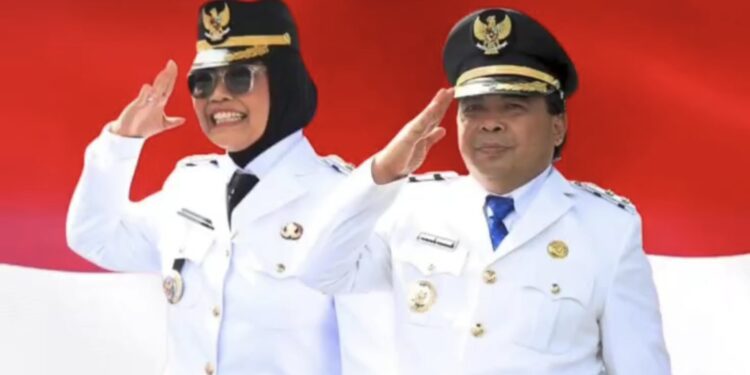 Wali Kota Bontang, Neni Moerniaeni dan Wakil Wali Kota Bontang Agus Haris