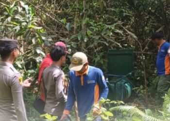 Beruang Masuk Pemukiman, Polsek Muara Kaman Bertindak Cepat