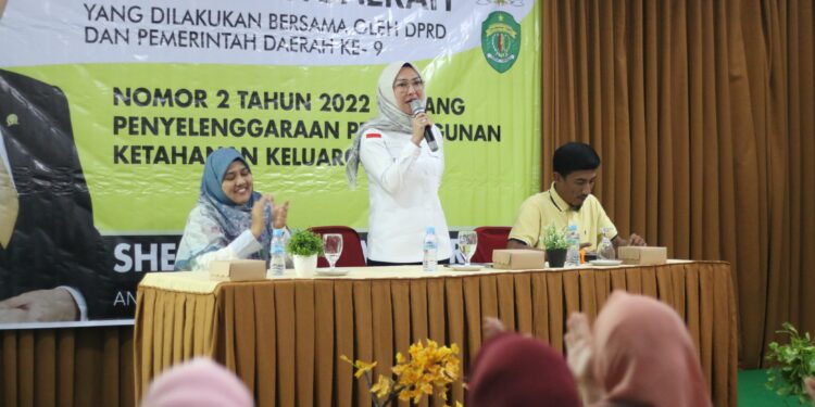 Anggota DPRD Provinsi Kalimantan Timur, Shemmy Permata Sari, menggelar sosialisasi Peraturan Daerah