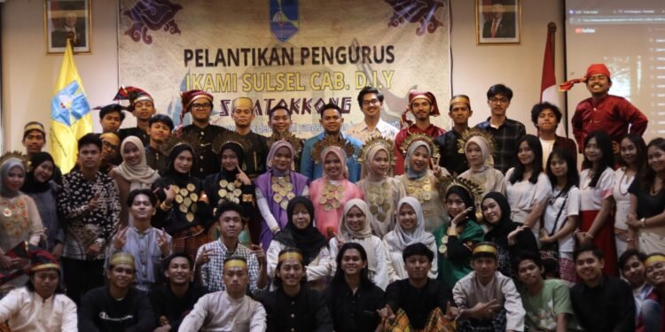 Ikatan Kekeluargaan Mahasiswa/pelajar Indonesia Sulawesi Selatan Resmi Melantik Pengurus Baru Periode 2025-2026