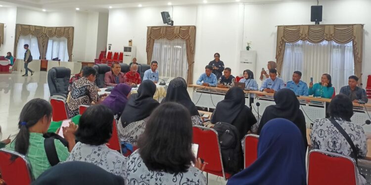 Sekolah Keluhkan Program MBG di Hadapan Wakil Wali Kota Agus Haris saat rapat evaluasi