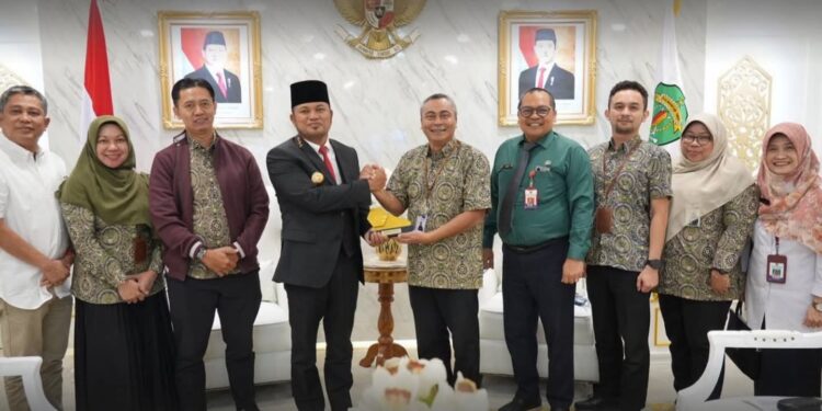 Gubernur Kaltim Rudy Mas'ud menerima audiensi BPJS Kesehatan,