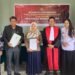 Foto bersama Disdukcapil Bontang dan Pengadilan Negeri saat sidang ubah data masyarakat (dok Disdukcapil)