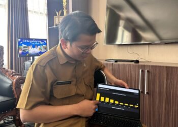 Fauzi Achmad perlihatkan kunlah kunjungan disetiap gerai