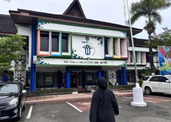 Kantor Dinas Penanaman modal dan Pelayanan Terpadu Satu Pintu