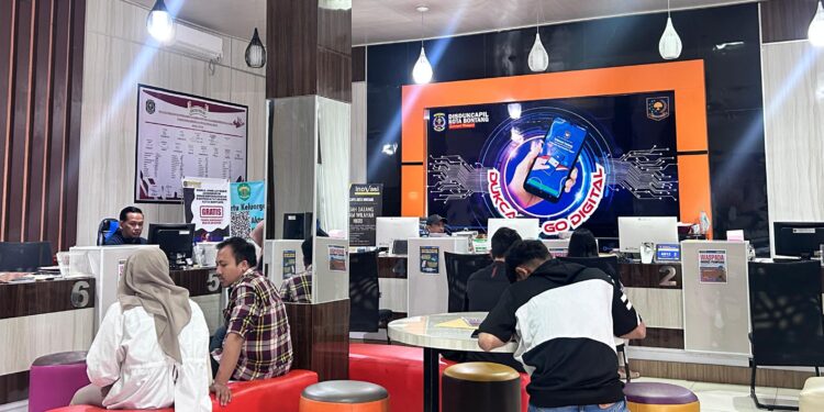 Pelayanan di Kantor Disdukcapil Bontang