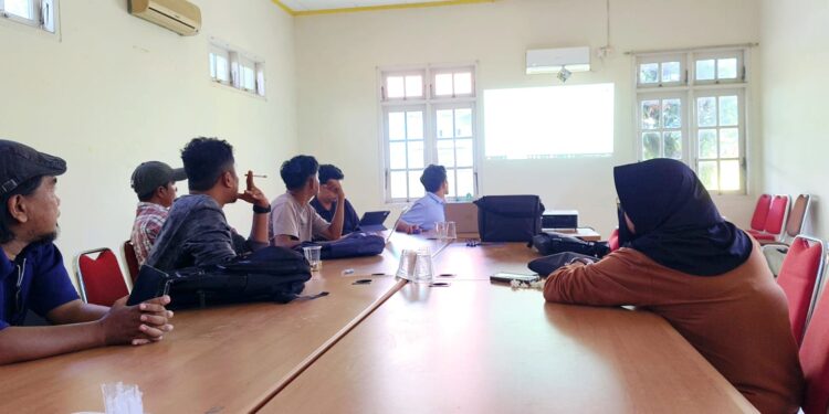 JMSI Bontang menggelar workshop peningkatan kualitas dan profesionalisme media.