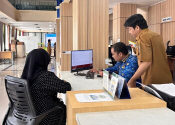Pelayanan di Kantor DPMPTSP Bontang.