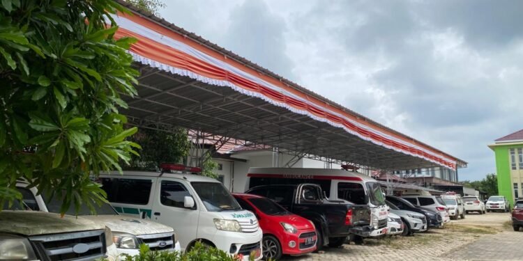 Kondisi halaman Kantor Dinkes Kutim