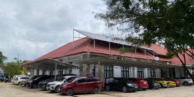 Kondisi di Halaman Kantor Dinsos Kutim