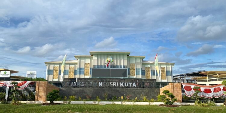 Kantor baru Kejaksaan Negeri Kutim