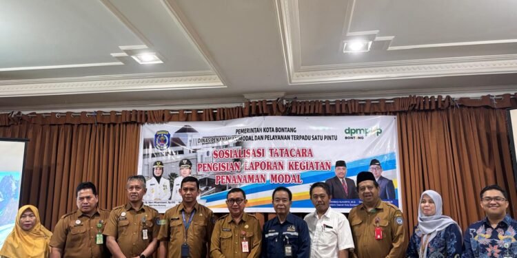 Sosialisasi Tata Cara Pengisian LKPM di Hotel Tiara Surya