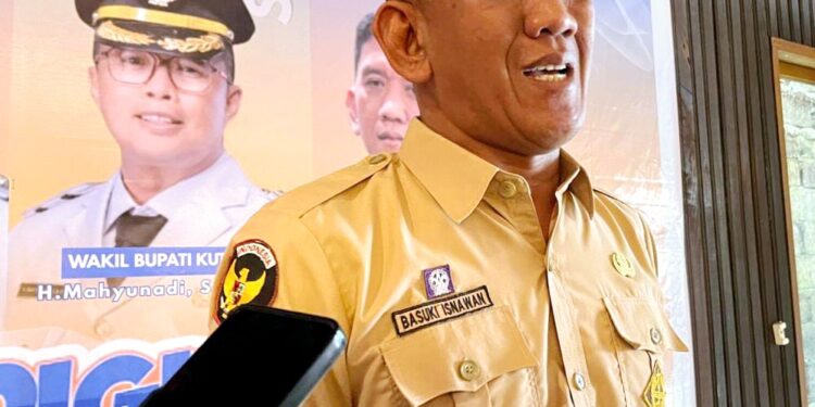 Kepala Dinas Pemuda dan Olahraga (Kadispora) Kutim, Basuki Isnawan,