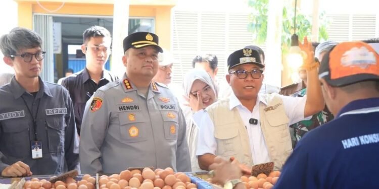 Pemkot Samarinda dan Polresta lakukan sidak di pasar jelang Natura