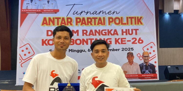 Kader PSI Sabet Juara Lomba Domino Antar Partai Politik pada HUT ke-26 Kota Bontang
