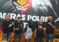 Seorang perempuan berinisial A diamankan polisi dan diduga sebagai pelaku utama